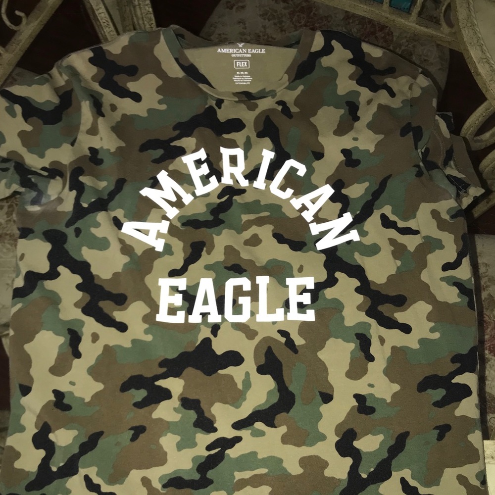 American Eagle T-Shirt